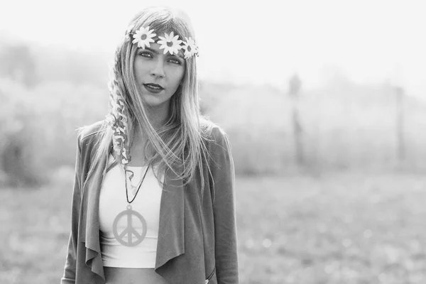 히피 소녀-1970 스타일. — 스톡 사진
