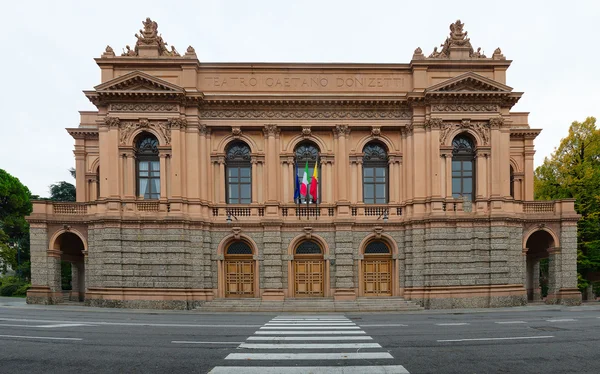 Bergamo. Gaetano Donizetti theater — Stockfoto