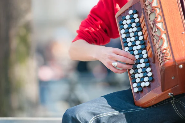 Accordion in the street — Stock Photo, Image