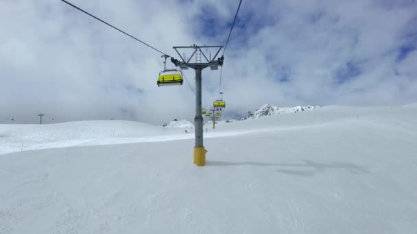 Stoeltjesliften Actie Skigebieden Zwitserse Alpen — Stockvideo
