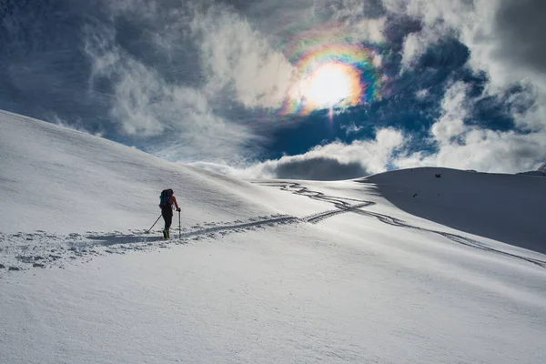Talyan Alplerinde Kayak Pisti Randonee Yokuş Yukarı — Stok fotoğraf