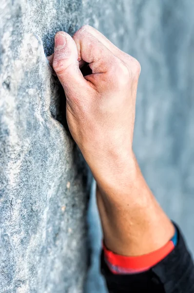 Mãos escalada — Fotografia de Stock