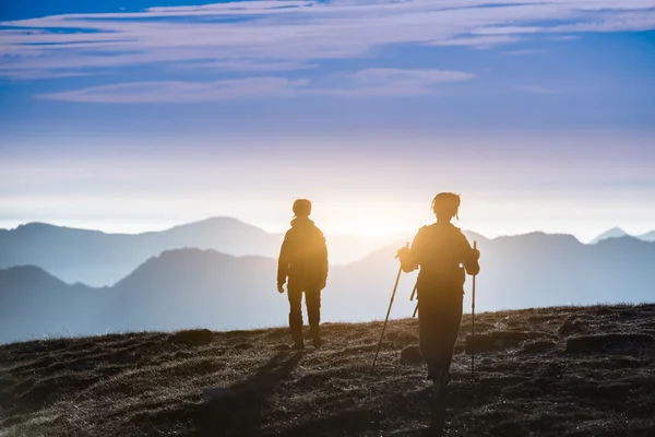 Wandeltochten in silhouet — Stockfoto