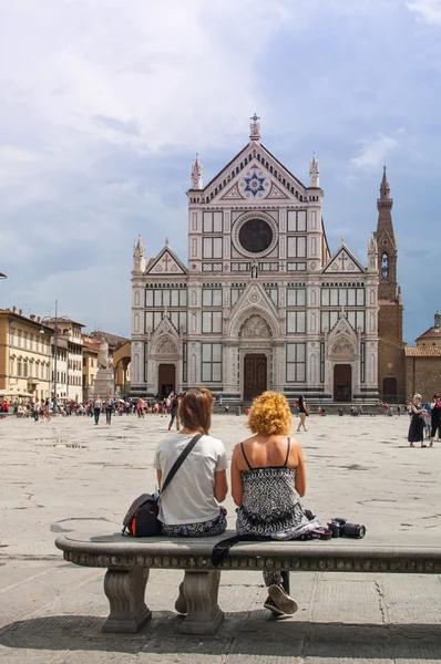 昼間はイタリアのフィレンツェにも教会を探して — ストック写真