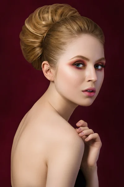 Portrait of young beautiful blonde woman — Stock Photo, Image