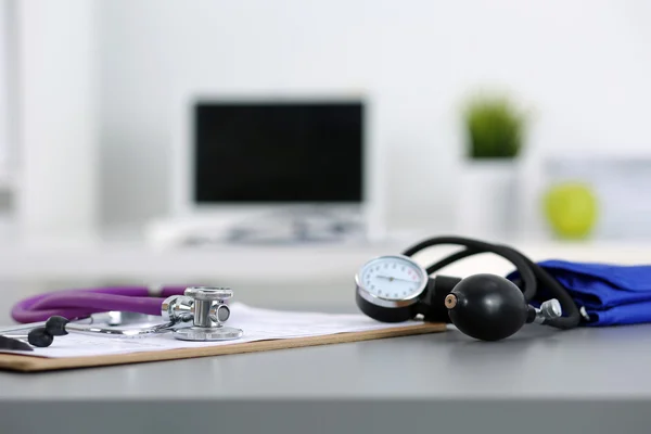 Medicine doctor's working place — Stockfoto