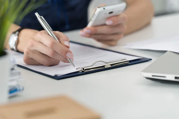 Close-up of female hands working at office — Stock Photo, Image