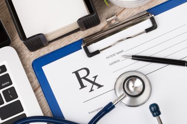 İlaç kimyager çalışma yerin yakın çekim Üstten Görünüm