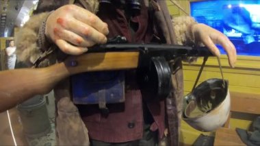 Kızıl Ordu askerleri İkinci Dünya Savaşı sırasında cepheye gönderildi. Yeniden yapılanma. Askeri mankenler. .