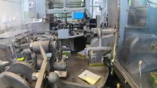 Fabriek voor de productie van boter. Geautomatiseerde lijn. Voedselproductie — Stockvideo
