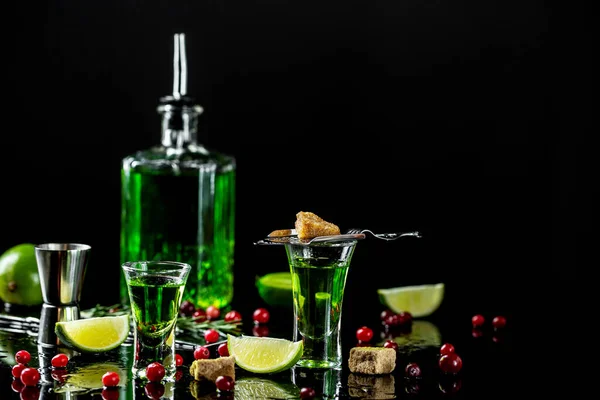 Ensemble Traditionnel Pour Boire Absinthe Alcool Spiritueux Luxe Alcool Dangereux — Photo