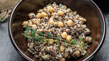 Nohutlu kinoa. Süper yemek, yemek tarifi geçmişi. Kapat..