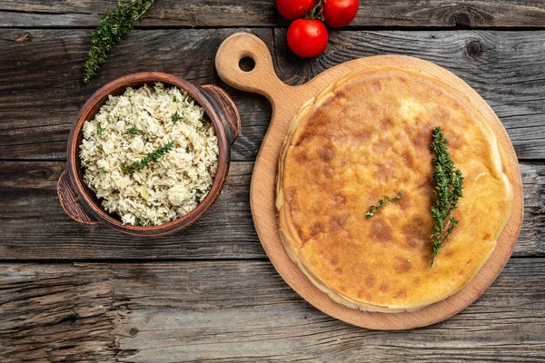 Utsökt Kycklingpannkaka Med Kyckling Traditionell Rysk Shrovetide Maslenitsa Festival Måltid — Stockfoto