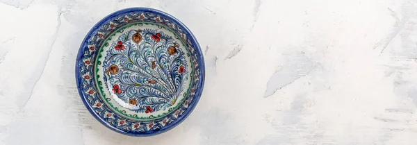 Niebieskie Naczynia Ceramiczne Tradycyjne Uzbeckie Naczynia Miska Talerze Narodową Ozdobą — Zdjęcie stockowe