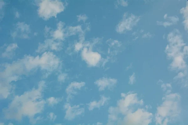 Bellissimo Cielo Aereo Con Grandi Nuvole Blu Romantico Carino — Foto Stock