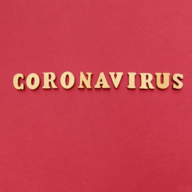 Coronavirus ve covid 19 kelimeleri çok güzel bir arkaplanda yazılıdır.