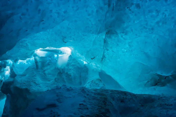 Grotte de glace dans le glacier Vatnajokull IslandeAn — Photo