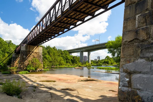 James River em Richmond Va . — Fotografia de Stock