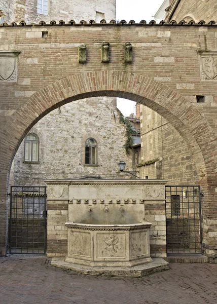 Fontein in Perugia — Stockfoto