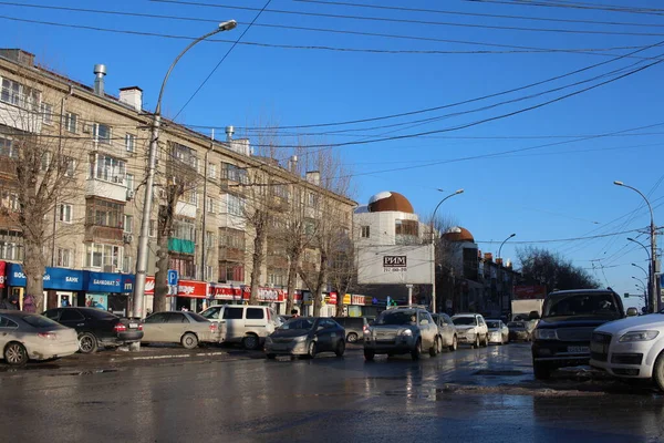 Rusland Novosibirsk 2020 Auto Weg Staan Een File Geparkeerde Voertuigen — Stockfoto