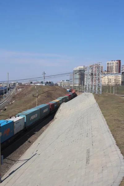 Rusland Novosibirsk 2021 Een Goederentrein Met Wagonritten Spoorlijn Brengt Naar — Stockfoto