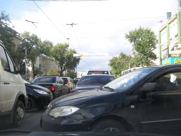 Rosja Nowosybirsk 2010 Korek Mieście Zatłoczeniu Dróg Zablokowany Przejazd Transportem — Zdjęcie stockowe