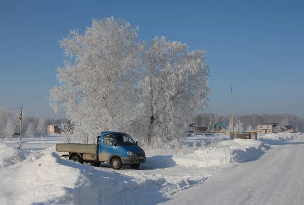 Rusko Novosibirsk 2020 Mrazivá Zima Sibiřském Kamionu Uvízlém Sněhovém Venkovském — Stock fotografie