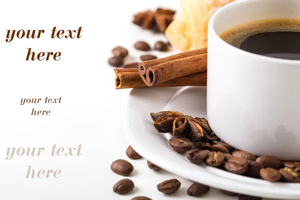 Kaffee und Körner Tasse mit Gewürzen — Stockfoto