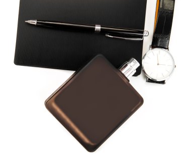 Klasik iş centilmen set (saat, parfüm, kalem, süt)