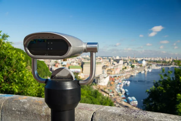 Coin Binocular City Viewer — Stock Photo, Image