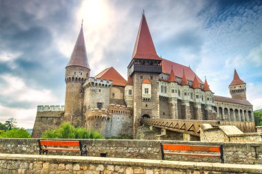 Çarpıcı ünlü corvin Kalesi, Hunedoara, Transilvanya, Romanya, Europe