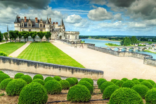 Famoso castillo de Amboise, Valle del Loira, Francia, Europa — Foto de Stock