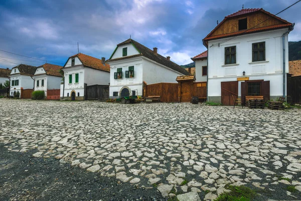 Charmante Traditionele Landelijke Witte Huizen Torocko Rustieke Witgekalkte Huizen Spectaculair — Stockfoto