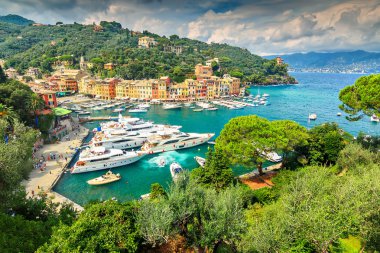 ünlü portofino Köyü ve Lüks Yatlar, liguria, İtalya