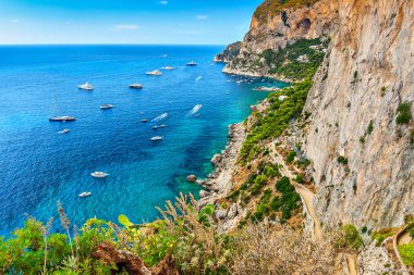 Capri Adası ve plaja Anacapri, İtalya, Avrupa'nın