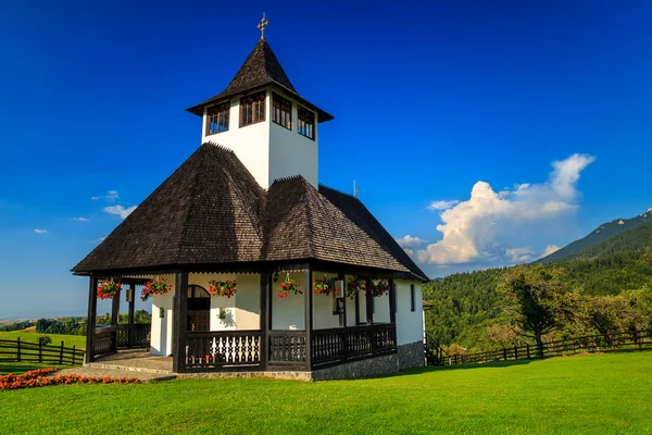 美しい山の正統修道院、ふすま、ルーマニア ・ トランシルバニア ヨーロッパ — ストック写真