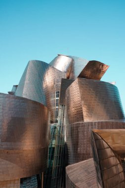 Guggenheim Bilbao Müzesi mimarisi, Bilbao seyahat merkezleri 