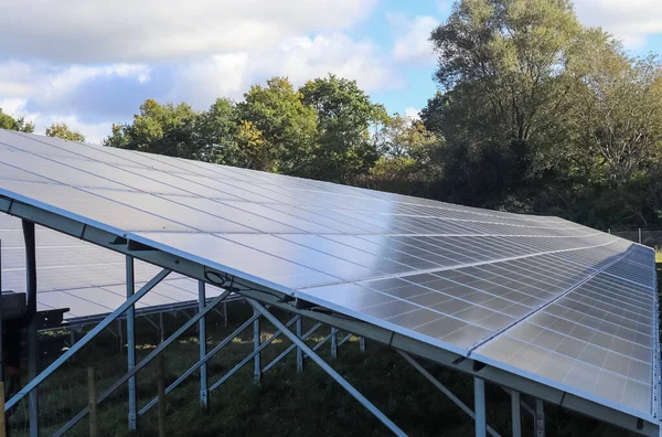Výroba Čisté Energie Pomocí Solárních Modulů Velkém Parku Severní Evropě — Stock fotografie