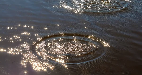 Beautiful Water Lake Splashing Water Ripples Surface Clouds Sky Reflections — Stock Photo, Image