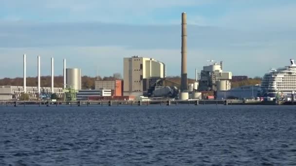 Tidsförskjutning Utsikt Över Hamnen Kiel Vid Baltiska Havet — Stockvideo