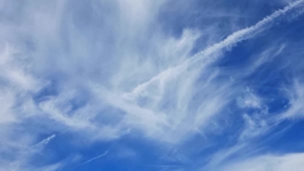 Imagens Lapso Tempo Belas Nuvens Cirrus Desaparecendo Céu Por Sol — Vídeo de Stock