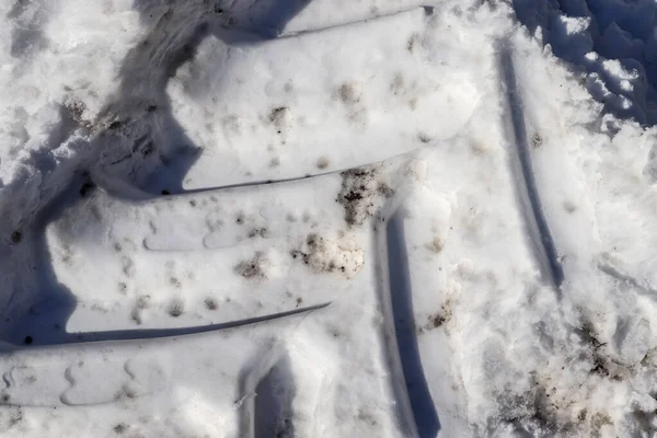 Reifenspuren Auf Schneebedeckten Straßen Aus Nächster Nähe — Stockfoto