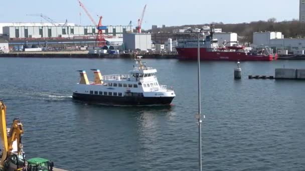 Puerto Kiel Alemania Carga Del Ferry Suecia Schwedenkai — Vídeos de Stock