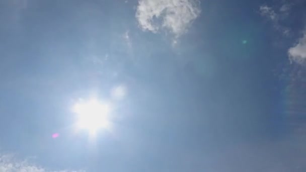 Hiper Lapso Visión Sol Con Rayos Sol Brillantes Algunas Bengalas — Vídeos de Stock