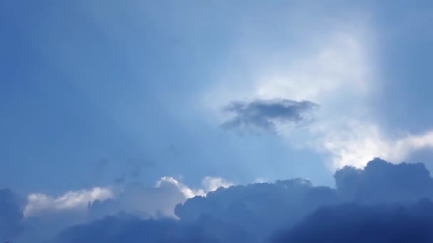 Time Lapse Superbes Formations Nuages Sombres Dans Ciel Juste Avant — Video