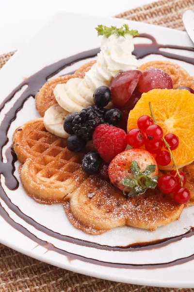 Waffle with fresh fruit — Stock Photo, Image