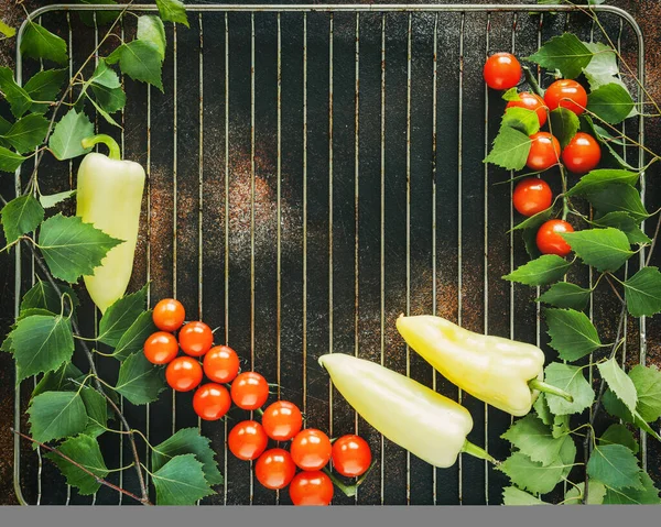 Summer Food Composition Season Natural Farm Vegetables Grill Sprigs Greenery — Stock Photo, Image