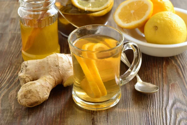 Bebida de gengibre de limão com mel — Fotografia de Stock
