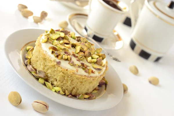 Antep fıstığı ile irmik pastası