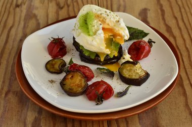 çılbır kavrulmuş sebzeler